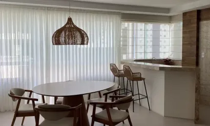 Apartamento com 2 quartos para alugar na Rua 2870, Centro, Balneário Camboriú