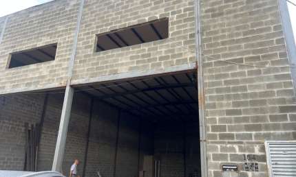 Imóvel para aluguel tem 375 metros quadrados em Setor Campinas - Goiânia - GO