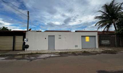 Excelente casa em trindade - Setor Oeste - Trindade/GO