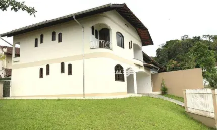 Casa com 6 dormitórios à venda, 242 m² por r$ 1.900.000,00 - garcia - blumenau/sc