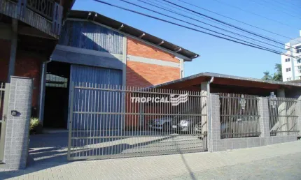Galpão para alugar, 590 m² por R$ 15.190,00/mês - Escola Agrícola - Blumenau/SC