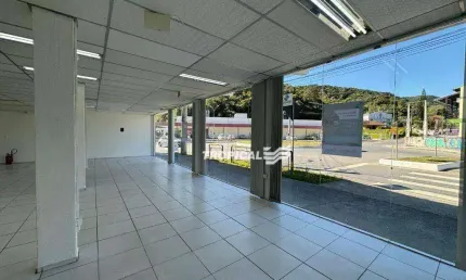 Loja para alugar, 332 m² por R$ 7.093,67 - Progresso - Blumenau/SC