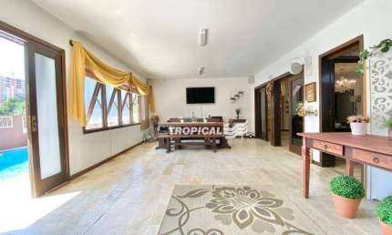 Casa com 5 dormitórios à venda, 545 m² por R$ 2.590.000,00 - Escola Agrícola - Blumenau/SC