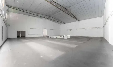 Galpão para alugar, 1030 m² por R$ 31.000,00/mês - Garcia - Blumenau/SC