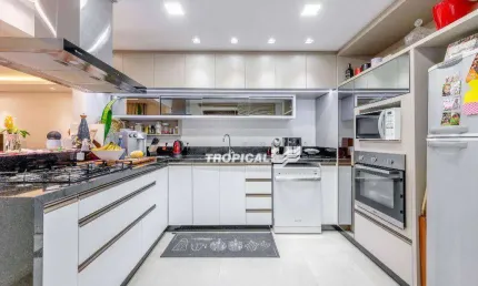 Casa com 3 dormitórios à venda, 208 m² por R$ 950.000,00 - Velha - Blumenau/SC