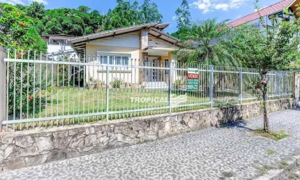 Casa com 4 dormitórios à venda, 250 m² por r$ 1.500.000,00 - ribeirão fresco - blumenau/sc