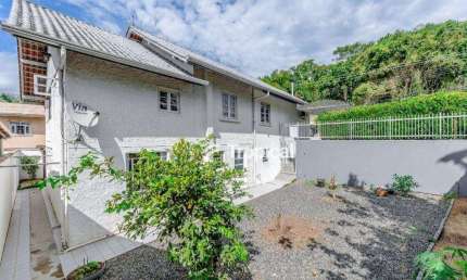 Casa com 1 dormitório para alugar por R$ 2.220,00/mês - Velha - Blumenau/SC