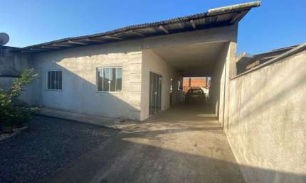 Casa com 3 quartos para alugar na Rua Dionéia, 142, Jardim Paraíso, Joinville