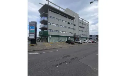 Sala comercial para alugar na Rua Tuiuti - De 1291/1292 A 2894/2895, 2236, Aventureiro, Joinville