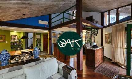 Casa com 3 dormitórios à venda, 230 m² por R$ 1.800.000,00 - Jardim das Colinas - São José dos Campos/SP