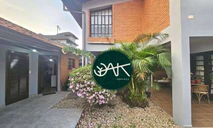 Casa com 3 dormitórios à venda, 316 m² por R$ 2.950.000,00 - Jardim das Colinas - São José dos Campos/SP