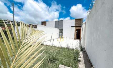Casa com 3 quartos, 170 m² - venda por R$ 550.000 ou aluguel por R$ 3.310/mês - São Pedro - Juiz de Fora/MG