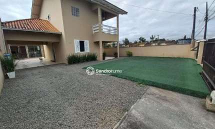 Casa para Venda em Joinville, VILA NOVA, 3 dormitórios, 1 suíte, 3 banheiros, 4 vagas