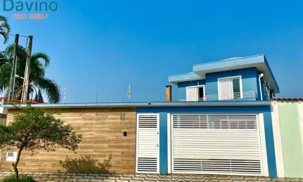 Lindo sobardo alto padrão, terreno 11x28  com 4 suites - piscina -130m da praia do Jd. Flórida por apenas R$1.450.000,00 à vista ou pelos bancos