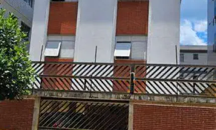 199,9mil a vista, 210mil pelos bancos. Apartamento 1 quarto com vaga na praia Guilhermina. Oportunidade!!!