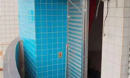 APARTAMENTO COM 2 DORMITÓRIOS, SACADA E LAZER COM PISCINA A 400 METROS DA PRAIA DA AVIAÇÃO POR APENAS R$279.000 À VISTA OU FINANCIAMENTO BANCÁRIO