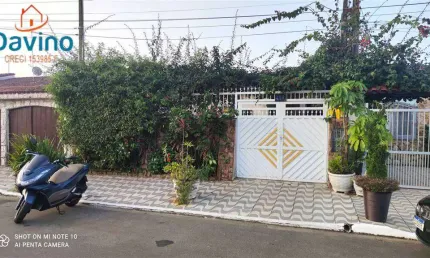 Casa lado praia do flórida 3 dormitórios piscina e espaço gourmet com churrasqueira
