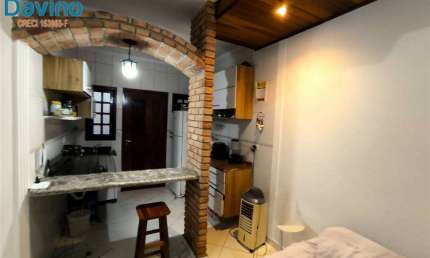 SOBRADO EM CONDOMÍNIO - 2 QUARTOS 1 SUÍTE - 200 METROS DO MAR