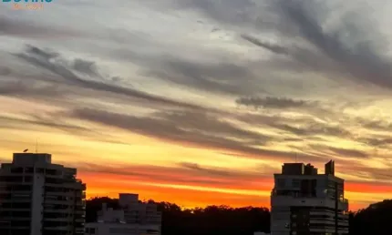 Apartamento com vista panorâmica Altíssimo Padrão 3 Suítes Dependência de empregada 200 metros área útil Andar Alto