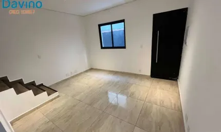 400mil sobrado novo em condominio, 2 quartos, quintal, fino acabamento, 3 quadras do mar da aviação.