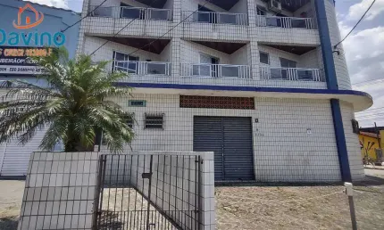 180MIL ENTRADA SALDO DIRETO LINDO E AMPLO APARTAMENTO REFORMADO PRAIA DO MARACANA SEGUNDO ANDAR.