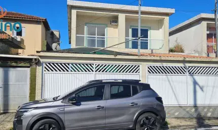 420 Mil -  Lindo e amplo sobrado com 3 quartos, sendo1 suíte com sacada, no Pq São Vicente.
