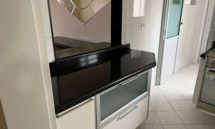 Apartamento com 3 Quarto(s) e 2 banheiro(s) para Alugar, 82 m² por R$ 4409 / Mês