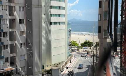 Apartamento com 3 Quarto(s) e 2 banheiro(s) para Alugar, 115 m² por R$ 7780 / Mês