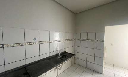 Casa com 2 Quarto(s) e 1 banheiro(s) para Alugar, 45 m² por R$ 1792 / Mês