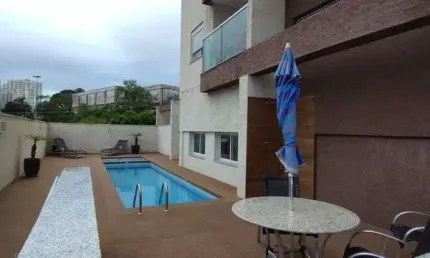 Apartamento com 2 Quarto(s) e 2 banheiro(s) para Alugar, 50 m² por R$ 1880 / Mês