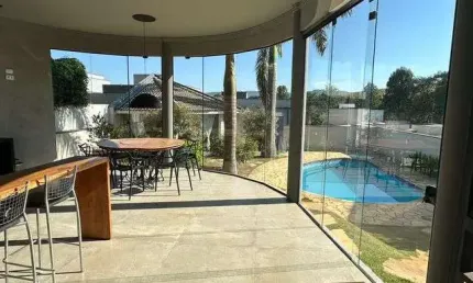 Apartamento com 3 Quarto(s) e 4 banheiro(s) para Alugar, 600 m² por R$ 13500 / Mês