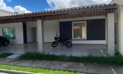 Apartamento com 3 Quarto(s) e 3 banheiro(s) para Alugar, 200 m² por R$ 3300 / Mês