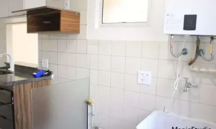 Apartamento com 3 Quarto(s) e 2 banheiro(s) para Alugar, 61 m² por R$ 1850 / Mês
