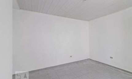 Casa com 1 Quarto(s) e 1 banheiro(s) para Alugar, 67 m² por R$ 1250 / Mês