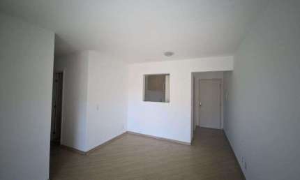 Apartamento com 2 Quarto(s) e 2 banheiro(s) para Alugar, 70 m² por R$ 2400 / Mês