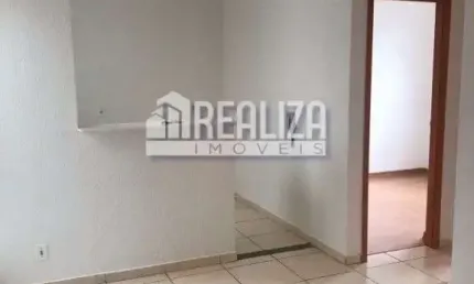 Apartamento com 2 Quarto(s) e 1 banheiro(s) para Alugar, 50 m² por R$ 1484 / Mês