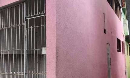 Casa com 2 Quarto(s) e 2 banheiro(s) para Alugar, 60 m² por R$ 1050 / Mês