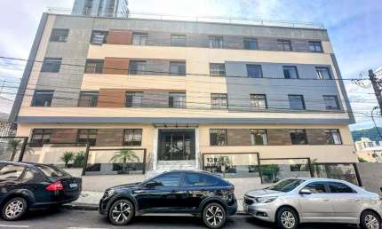 Apartamento com 3 Quarto(s) e 2 banheiro(s) para Alugar, 102 m² por R$ 2950 / Mês