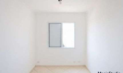 Apartamento com 2 Quarto(s) e 1 banheiro(s) para Alugar, 52 m² por R$ 1600 / Mês