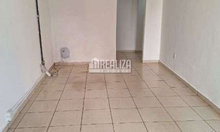 Casa com 1 Quarto(s) e 1 banheiro(s) para Alugar, 32 m² por R$ 1112 / Mês