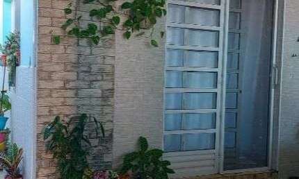 Casa com 2 Quarto(s) e 1 banheiro(s) para Alugar, 225 m² por R$ 2200 / Mês