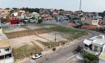 Apartamento com 1 Quarto(s) e 1 banheiro(s) para Alugar, 681 m² por R$ 2500 / Mês