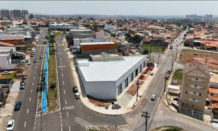 Apartamento com 1 Quarto(s) e 1 banheiro(s) para Alugar, 239 m² por R$ 4950 / Mês