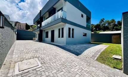 Apartamento com 3 Quarto(s) e 4 banheiro(s) para Alugar, 140 m² por R$ 5000 / Mês