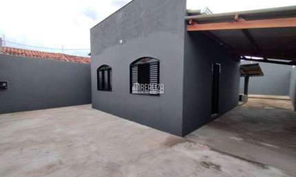 Casa com 2 Quarto(s) e 1 banheiro(s) para Alugar, 10 m² por R$ 1250 / Mês