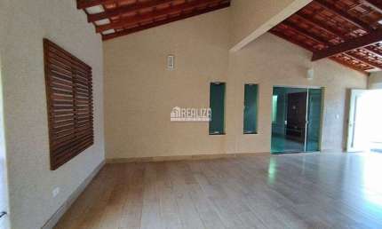 Casa com 2 Quarto(s) e 2 banheiro(s) para Alugar, 80 m² por R$ 2250 / Mês