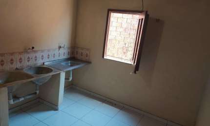 Casa com 2 Quarto(s) e 1 banheiro(s) para Alugar, 50 m² por R$ 594 / Mês
