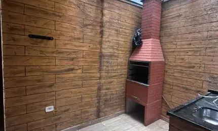 Casa com 3 quarto(s) e 3 banheiro(s) para alugar, 130 m² por r$ 2300 / mês