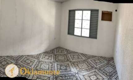 Casa com 1 Quarto(s) e 1 banheiro(s) para Alugar, 40 m² por R$ 780 / Mês