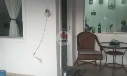 Casa com 3 Quarto(s) e 2 banheiro(s) para Alugar, 125 m² por R$ 2500 / Mês